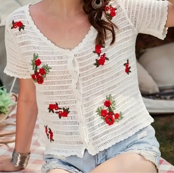 Bohemian Short Sleeve Knit Cardigan for Women - Casual Hollow - Picture 4 of 4